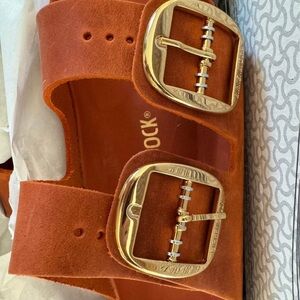 Women’s Big Buckle Birkenstock 37